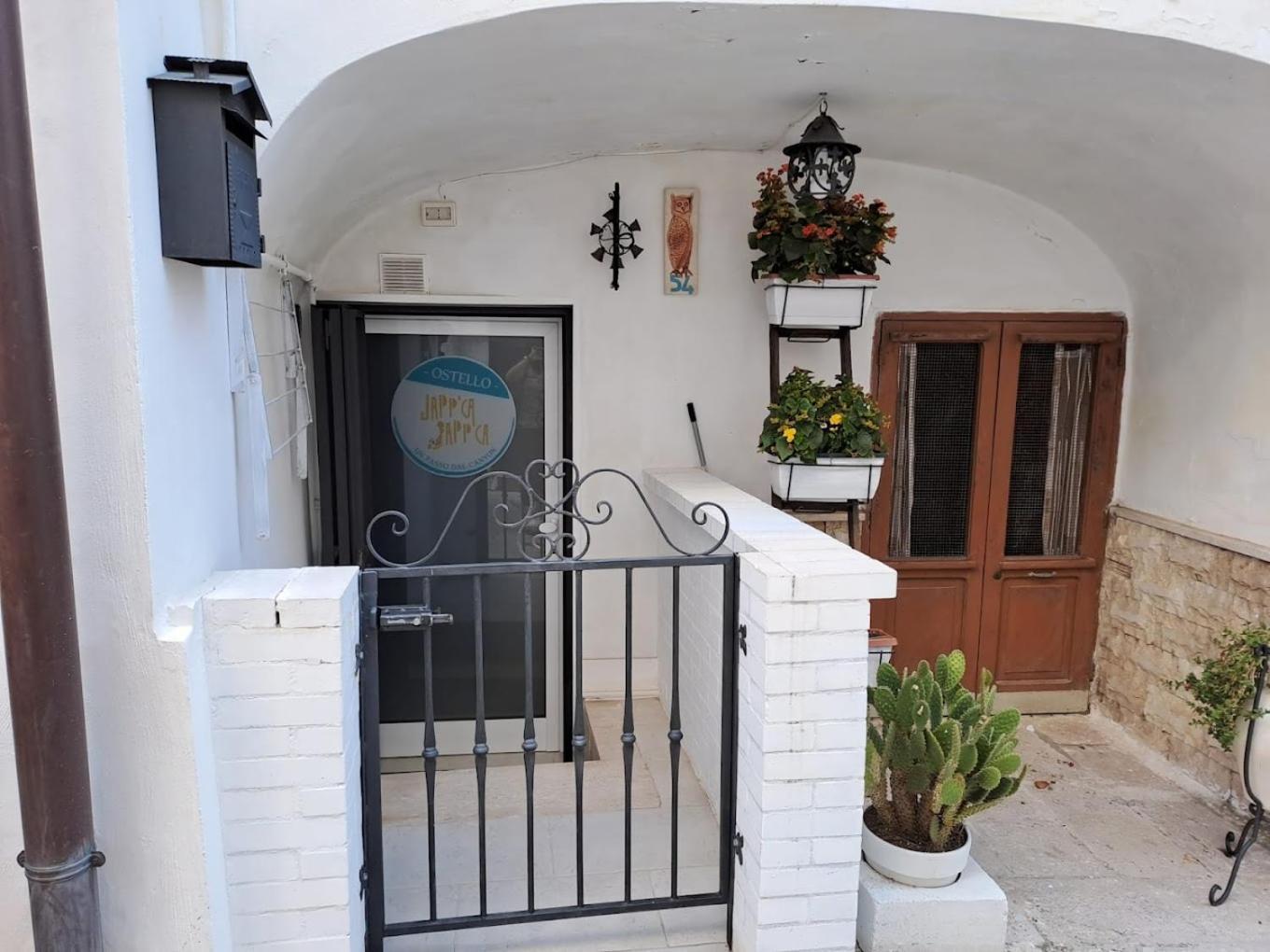 Japp'Ca Japp'Ca Hostel Castellaneta Bagian luar foto